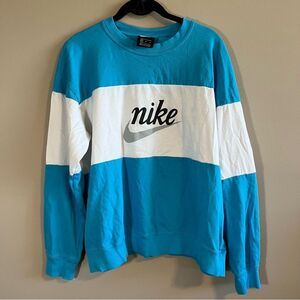 Nike Women’s Blue White Color Block Long Sleeve Top XL